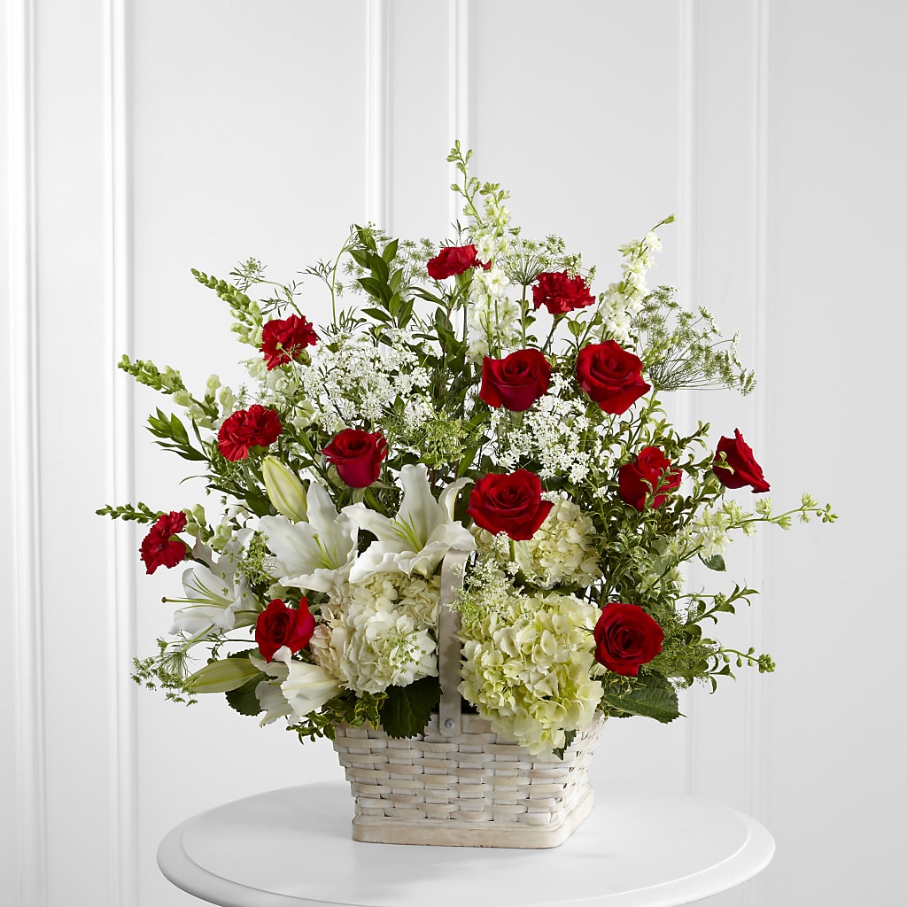 In Loving Memory Arrangement – Your Beautiful Flowers, Scranton PA
