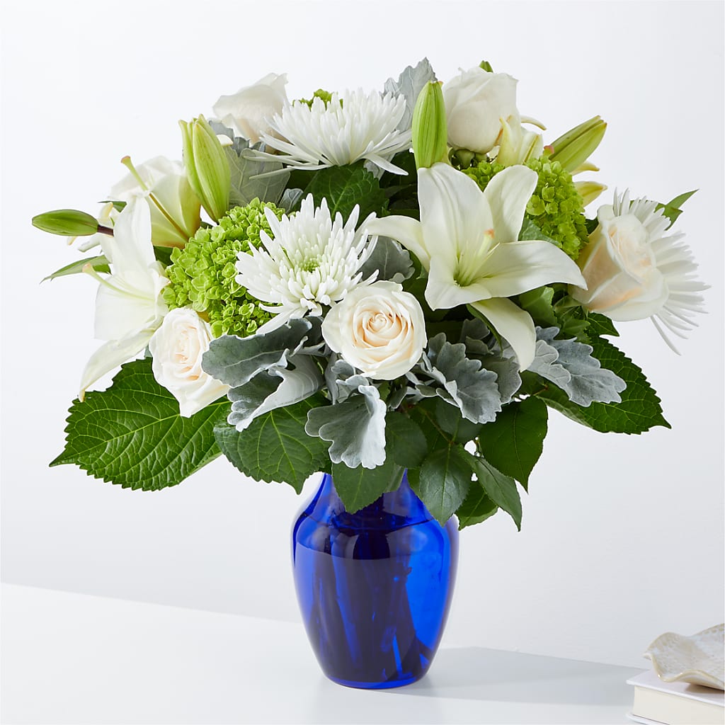 Snowy Dreams Bouquet – Your Beautiful Flowers, Scranton PA