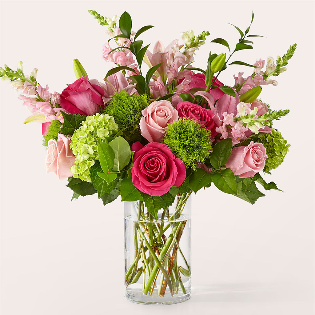 Fit for a Queen Luxury Bouquet – Your Beautiful Flowers, Scranton PA