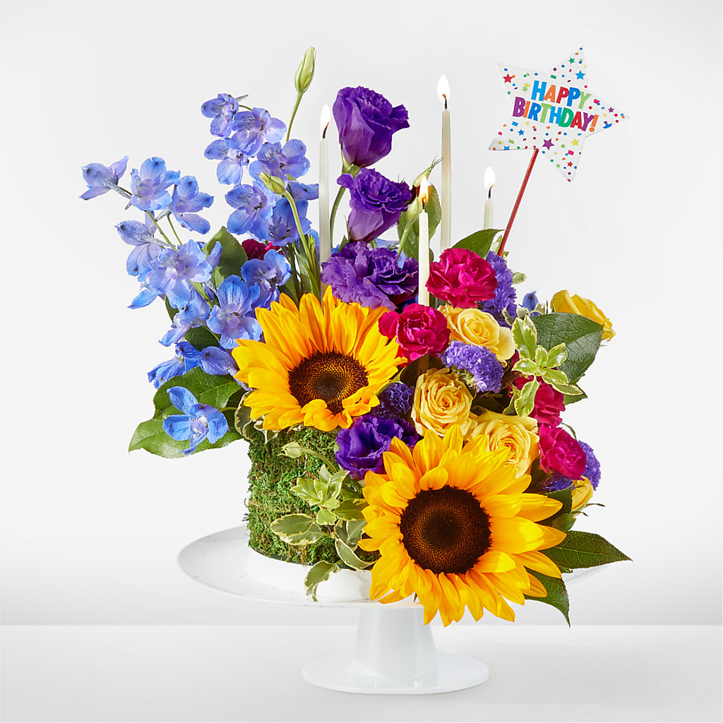 Star of the Day Floral Cake – Your Beautiful Flowers, Scranton PA