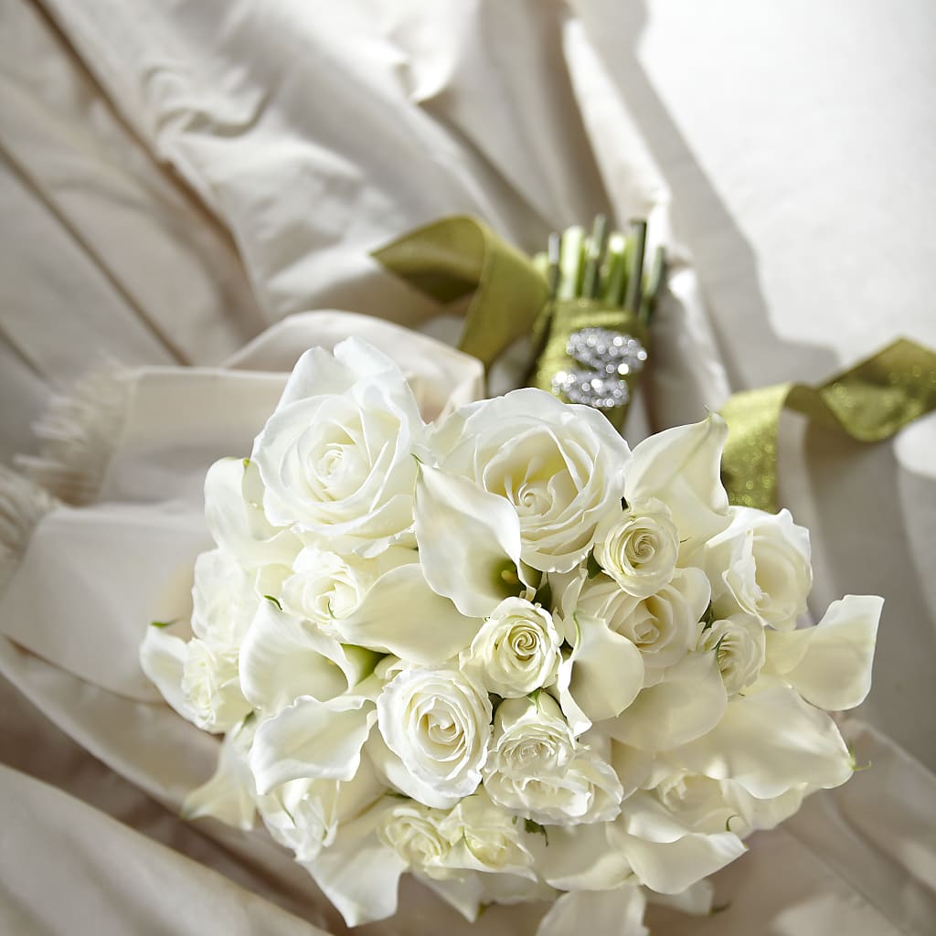 Serene Highness Bouquet – Your Beautiful Flowers, Scranton PA