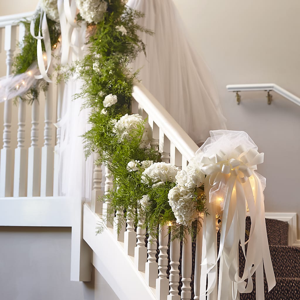 Champagne Dreams Garland – Your Beautiful Flowers, Scranton PA