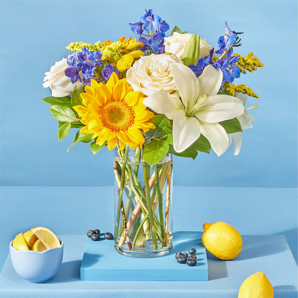 Stargazing Bouquet –  Your Beautiful Flowers, Scranton PA