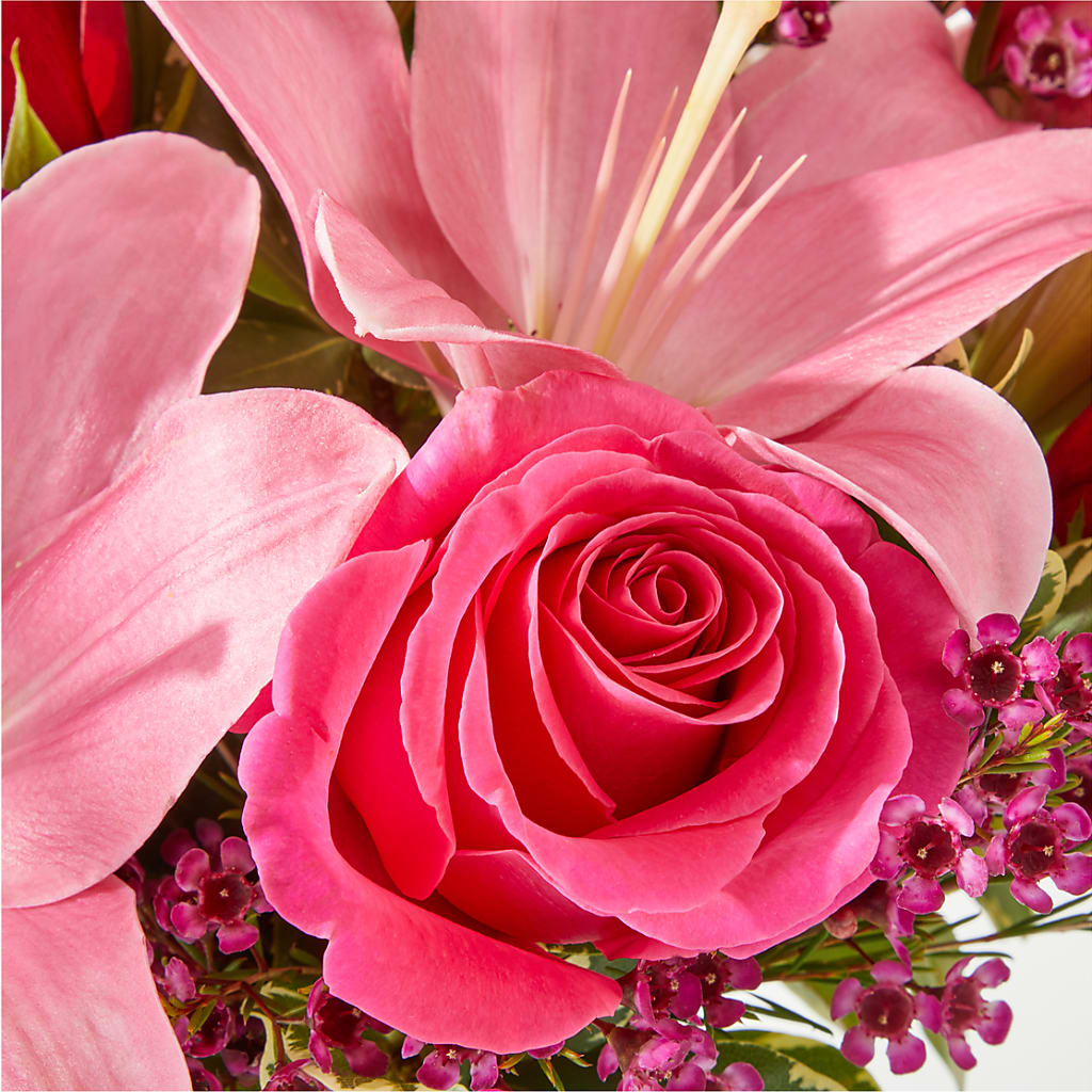 Lucky in Love Bouquet –  Your Beautiful Flowers, Scranton PA